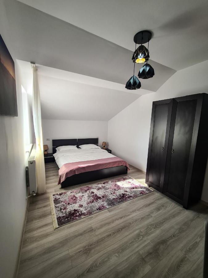 Pensiunea Lavanda, Piatra-Neamt Piatra Neamţ 外观 照片